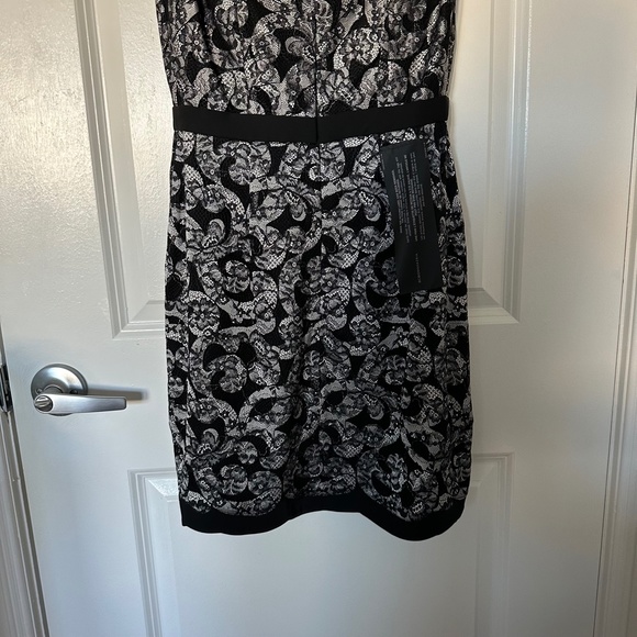 BCBGMAXAZRIA - Picture 12 of 12